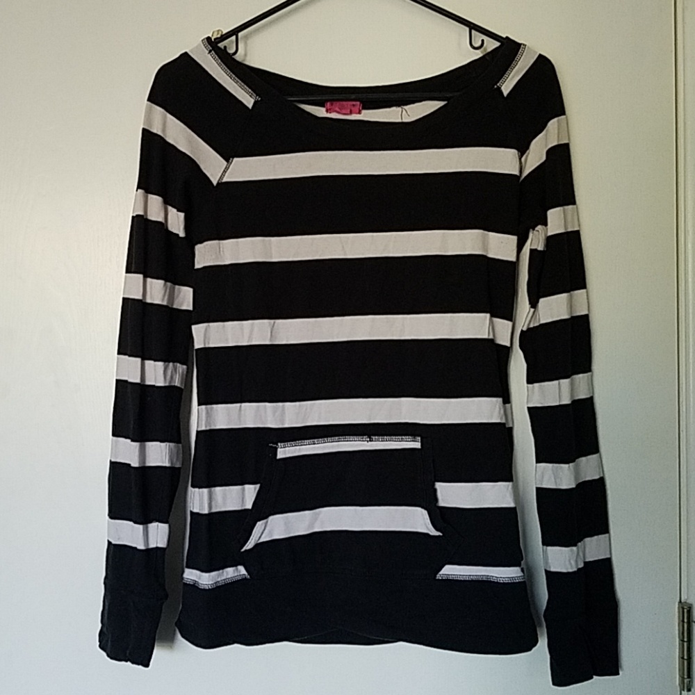 Striped Boatneck Top with Front Pocket - Size Med